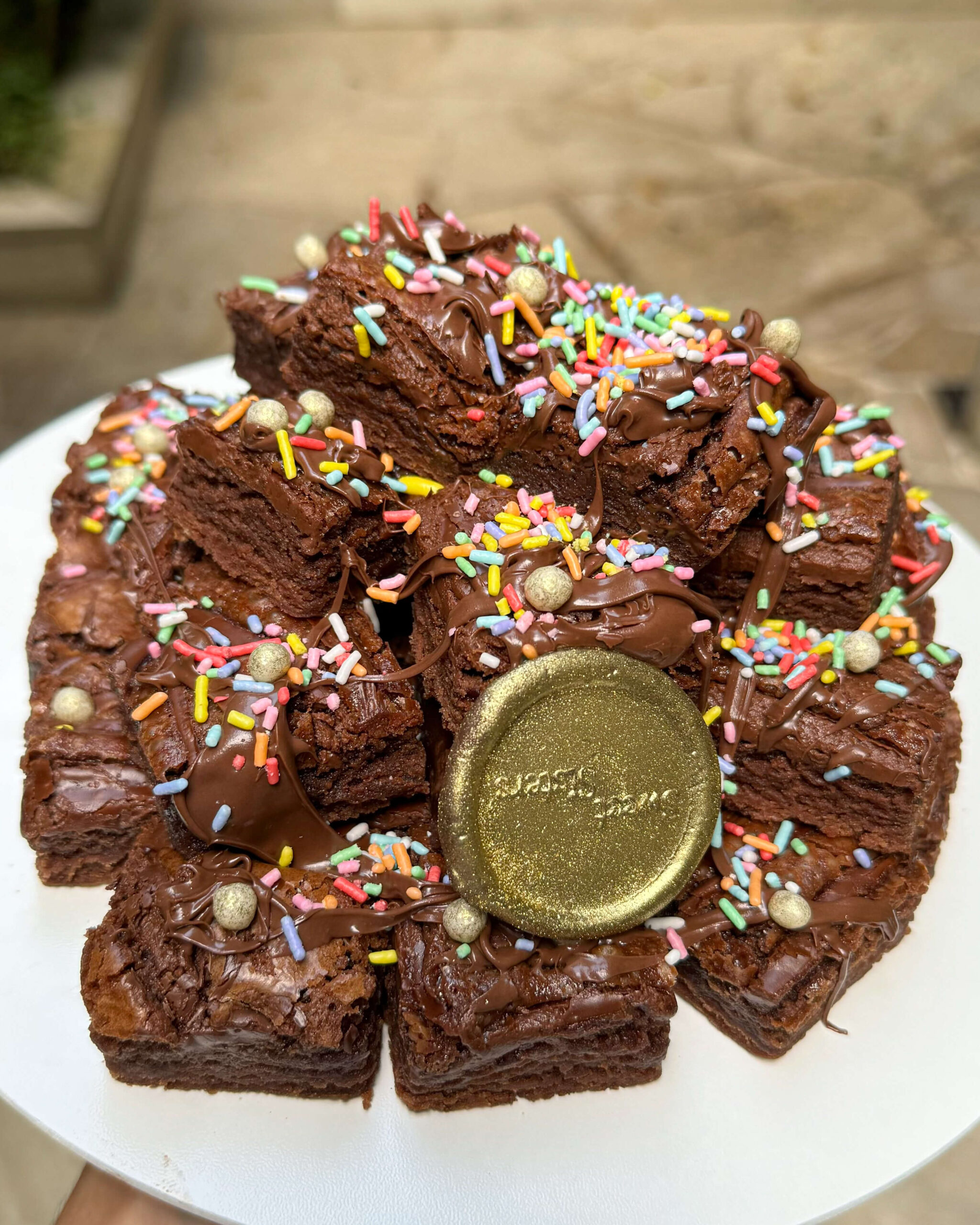 Happy Brownie Cake