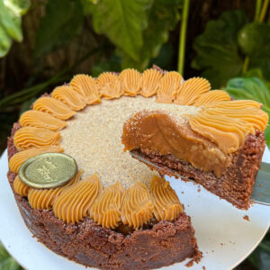 Torta de Brownie de Caramelo com flor de Sal