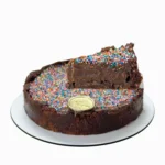 Torta Brownie de brigadeiro ao leite com Dragê - Imagem 2